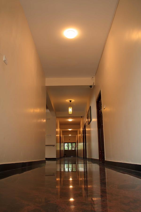 Hotel Sri Hayagriva Tiruchirappalli Pokoj fotografie